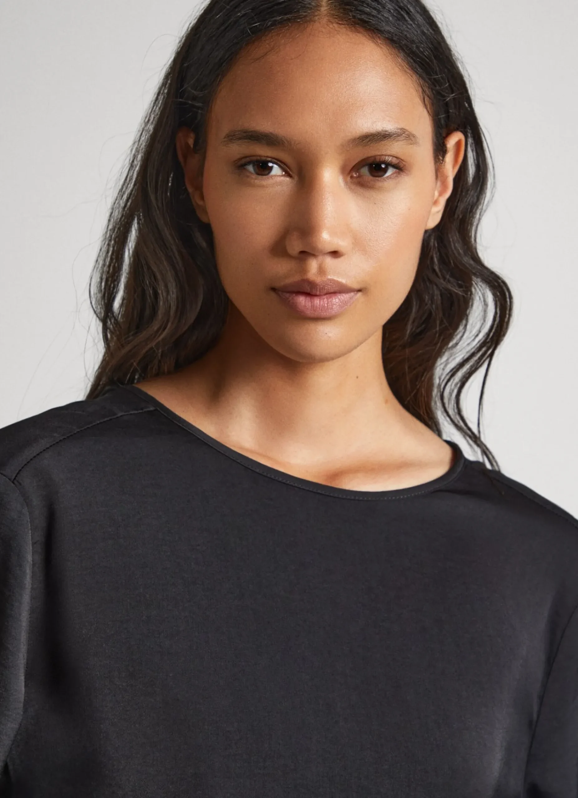 Mulher Pepe Jeans Camisas E Blusas>Blusa Cetim Cropped Fit