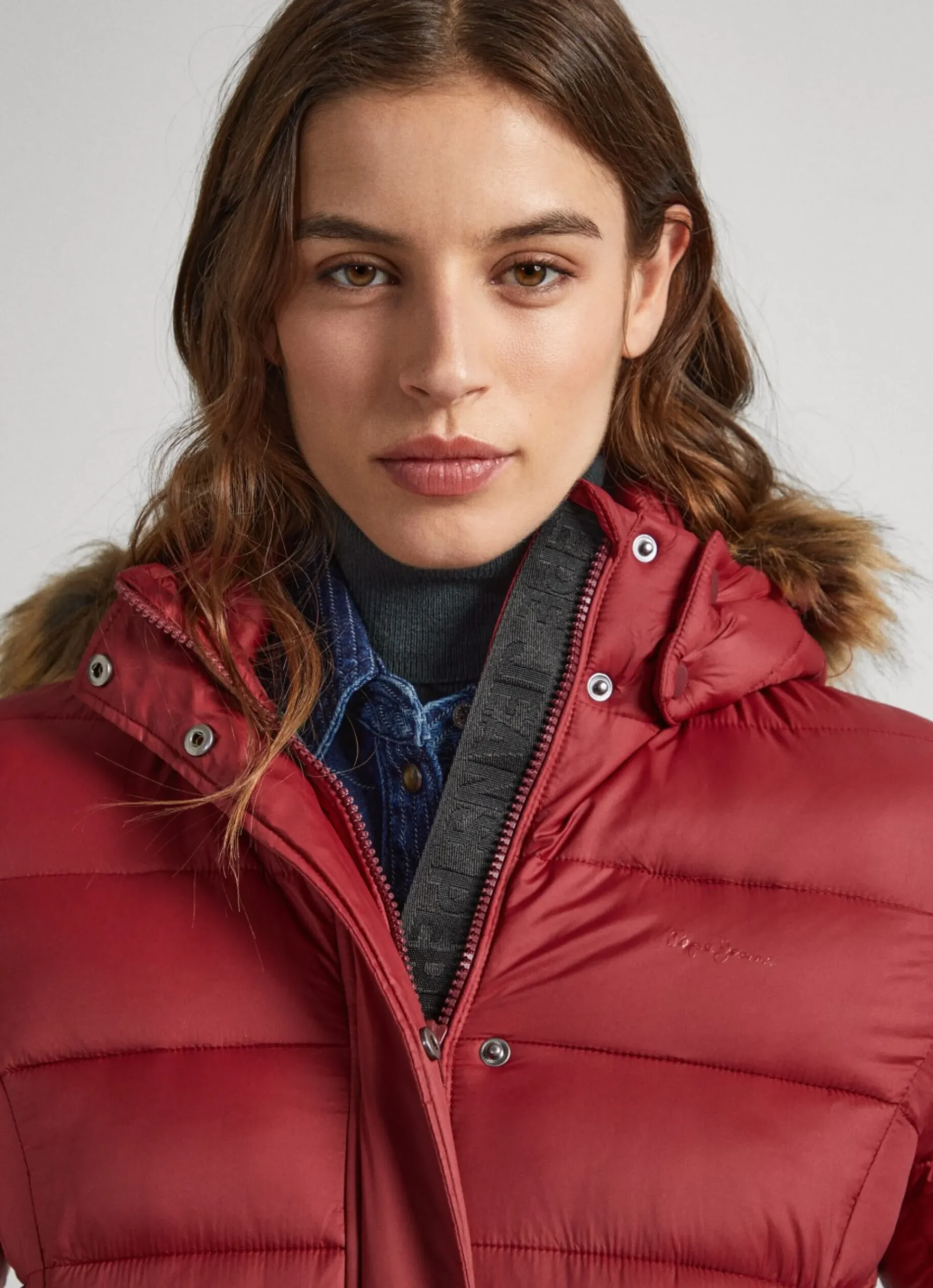 Mulher Pepe Jeans Casaco E Jaquetas>Blusao Detalhe De Pelo No Capuz