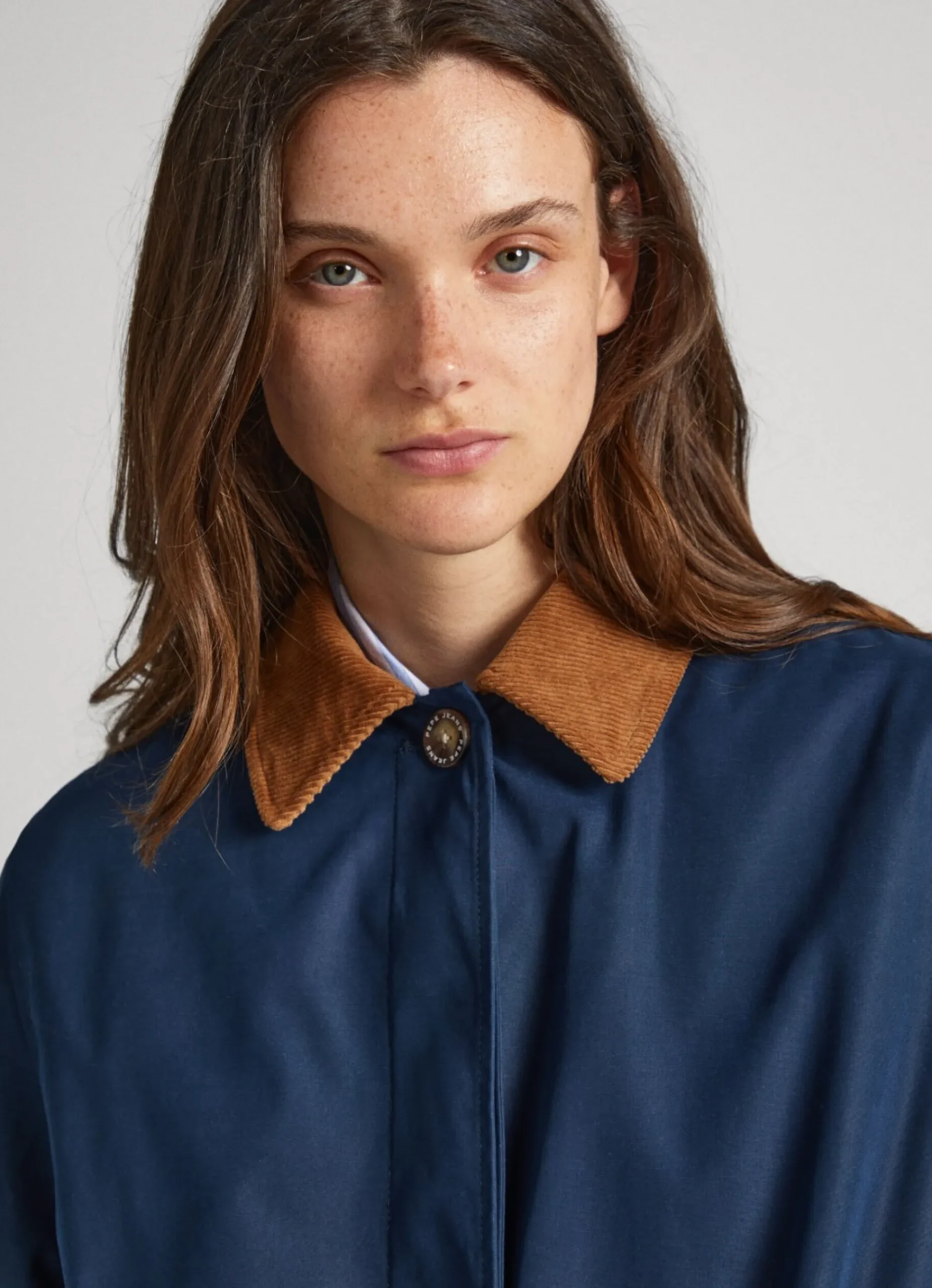 Mulher Pepe Jeans Casaco E Jaquetas>Casaco Comprido Gola De Veludo