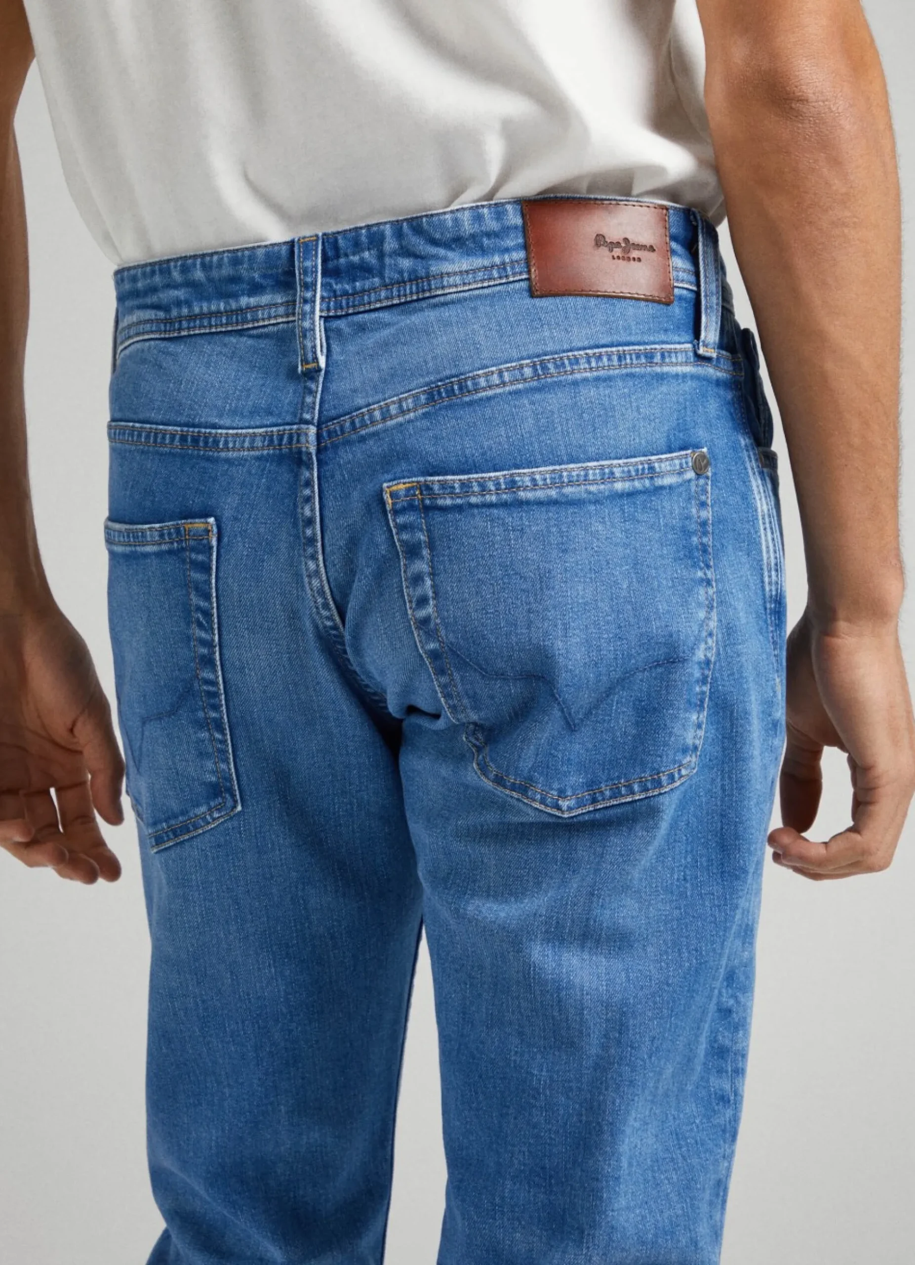 Homem Pepe Jeans Regular>Jeans Cash Regular Fit Mid-Rise