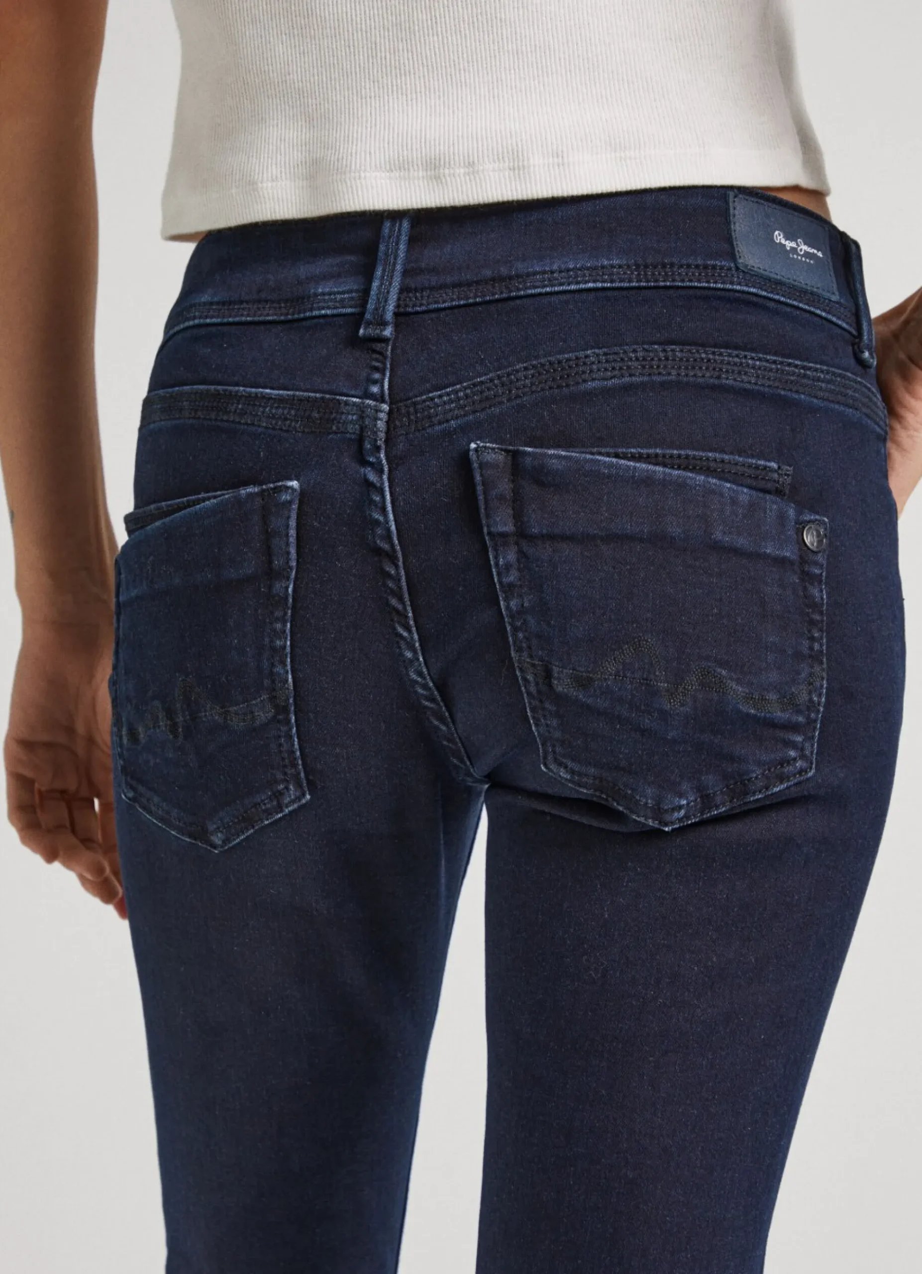 Mulher Pepe Jeans Straight>Jeans Saturn Regular Fit Mid Rise