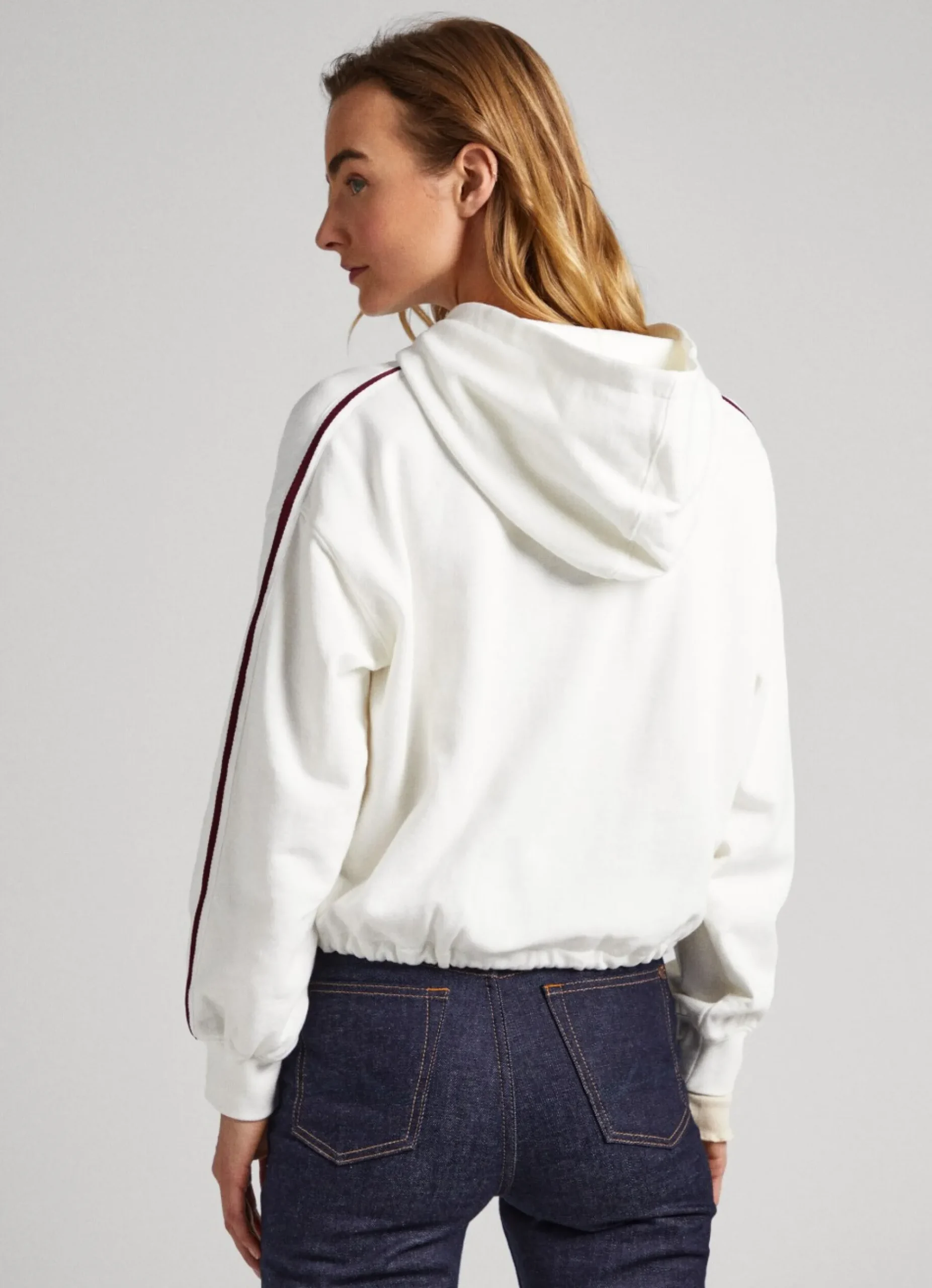 Mulher Pepe Jeans Sweatshirts>Sweatshirt Com Capuz Cropped Fit