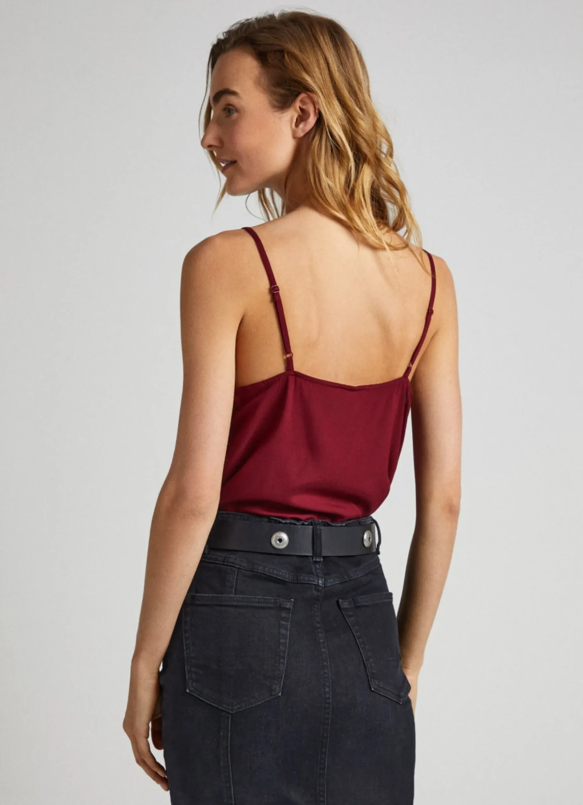 Mulher Pepe Jeans Camisas E Blusas>Top Com Decote Bordado