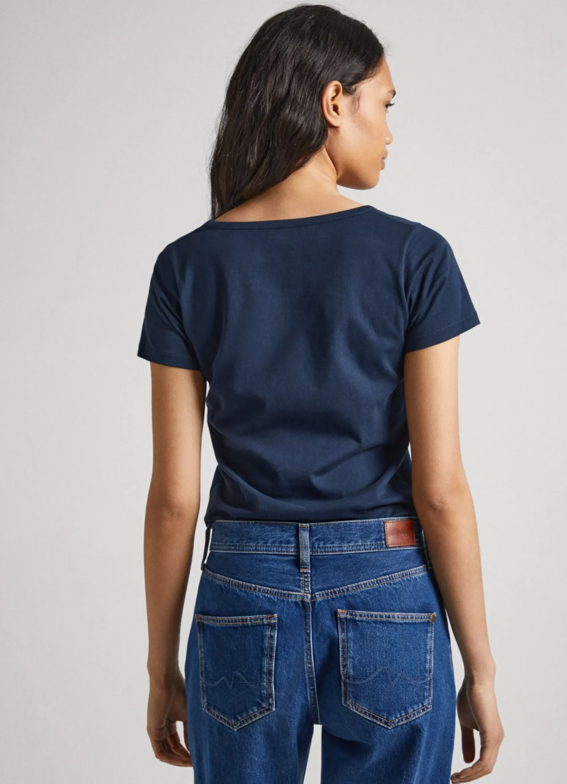 Mulher Pepe Jeans T-Shirts>T-Shirt Slim Fit Decote V